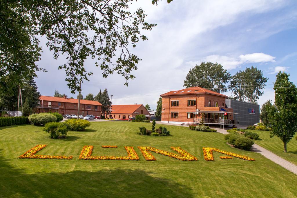Hôtel Luna à Marijampolė Extérieur photo